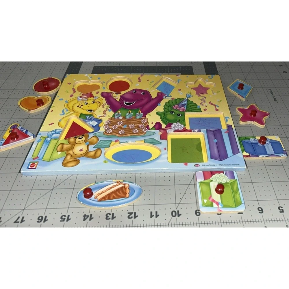 Barney‎ Peg Puzzle Baby Bop BJ SHAPES COLORS  2004 Lyons Birthday Party Mattel
